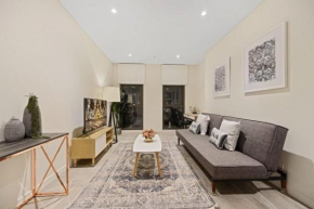 Stylish Apt in the Heart of Darling Harbour, Sydney